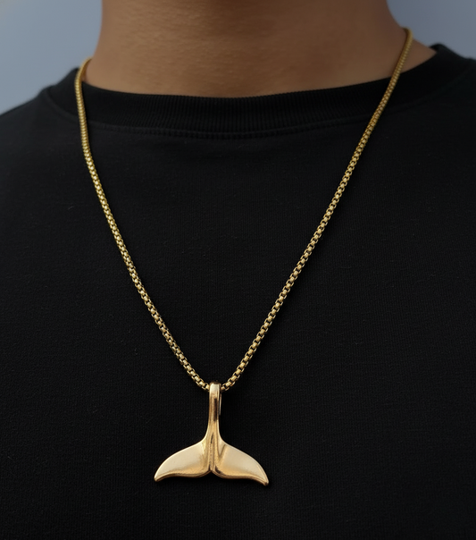 COLLAR DE COLA DE BALLENA (ORO)