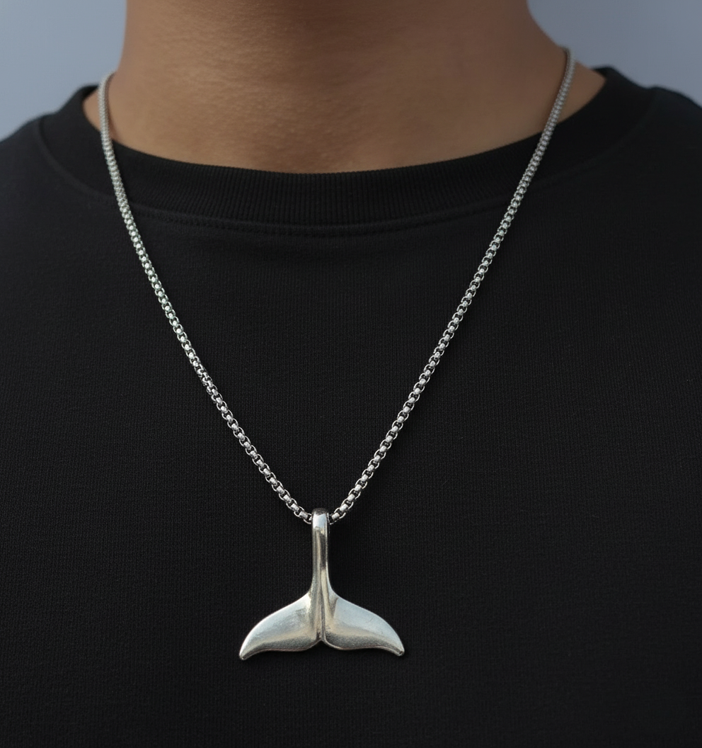 COLLAR DE COLA DE BALLENA(PLATA)